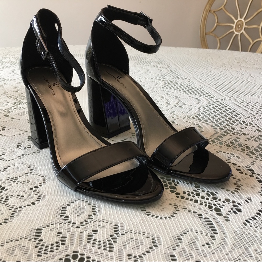 Black patent leather ,thick heeled sandals